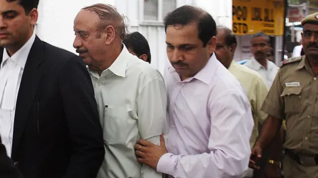 उपहार सिनेमा आग