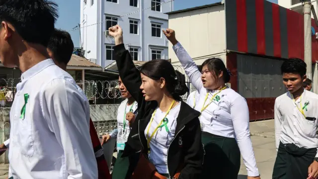ပညာရေး ကောလိပ် ကန့်ကွက်ဆန္ဒပြပွဲ