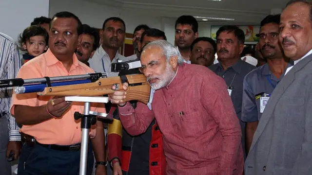 નરેન્દ્ર મોદી