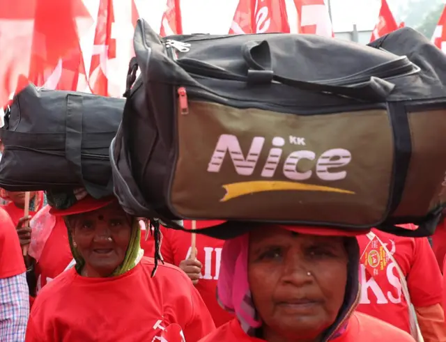 दिल्ली में किसानों का प्रदर्शन