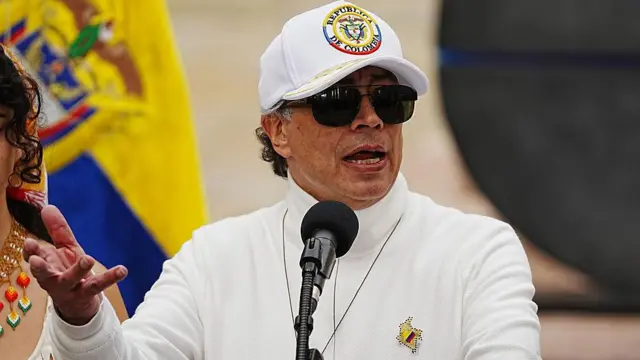 Gustavo Petro, fotografiado tras votar en las elecciones del 21 de junio.