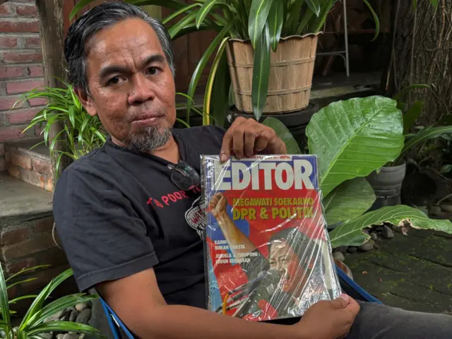 Muhidin M Dahlan, arsip, kliping