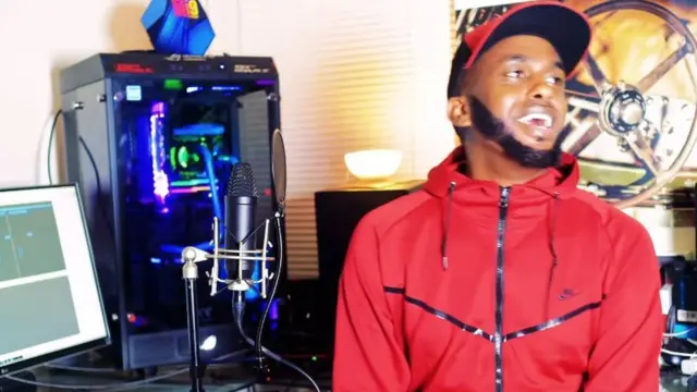 Hees maanta lasoo galiyay Youtube (oo uu ku luuqeynayo Dalmar Yare) ayey dad badan u arkaan inay jawaab u tahay heestii shalay