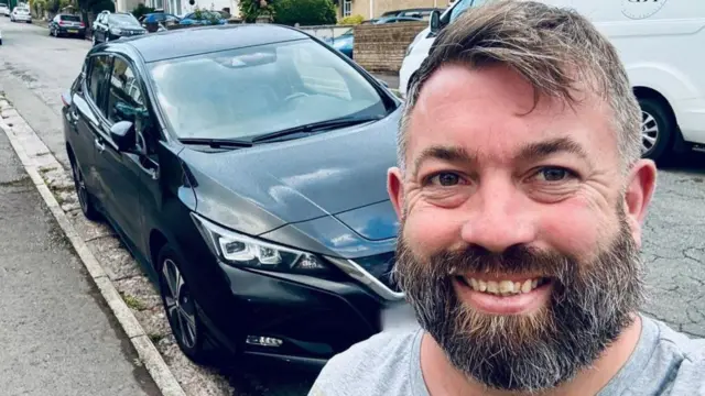 የኬሪ ደንስተን የኤሌትሪክ መኪና በሚገባ እያገለገለችው በመሆኑ ደስተኛ ነው