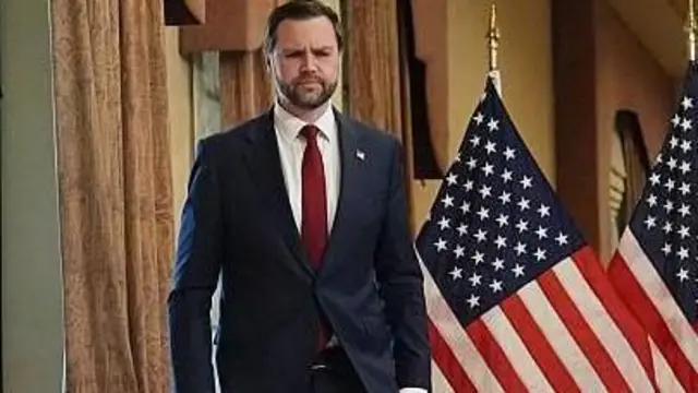 அமெரிக்க துணை அதிபர் ஜே.டி.  வான்ஸ் 