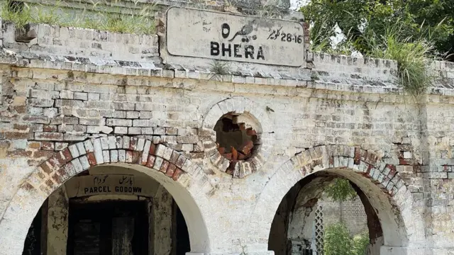 بھیرہ، ریلوے سٹیشن