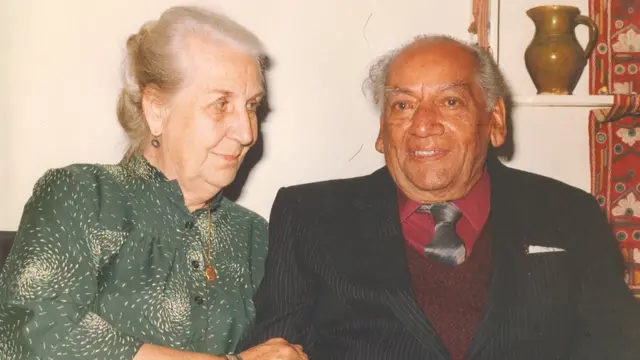 Faiz Sahab's last photograph with Alys