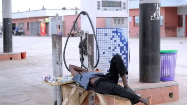 Hukumar Kwastam ta garkame gidajen mai da dama a kusa da iyakokin Najeriya