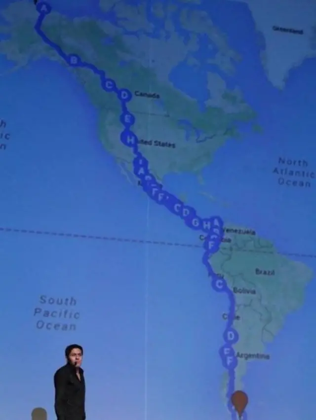 Carlos Santamaría en conferencia