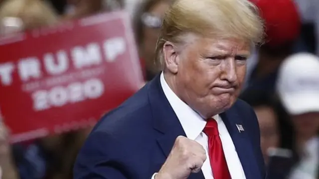 डोनल्ड ट्रंप