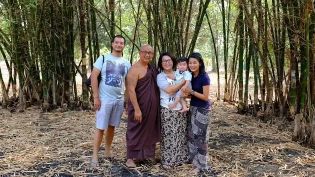 ဦးပဉ္ဇင်း ဦးကိတ္တိသာရနဲ့ မိသားစု