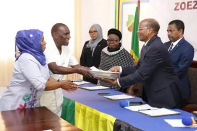 Tume ya Taifa ya Uchaguzi imewateuwa wagombea wa kiti cha Rais na Makamu wa Rais kwa tiketi ya SAU, Bw. Mutamwega Mgaiwa na Bi. Satia Musa Bebwa.