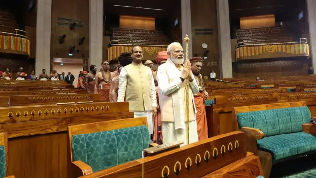 ਪ੍ਰਧਾਨ ਮੰਤਰੀ 