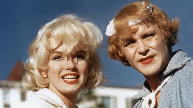 Marilyn Monroe y Jack Lemmon en una escena de "Con faldas y a lo loco"