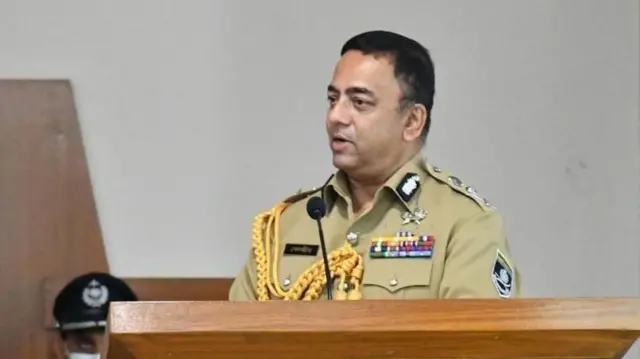 পুলিশের সাবেক মহাপরিদর্শক বেনজীর আহমেদ