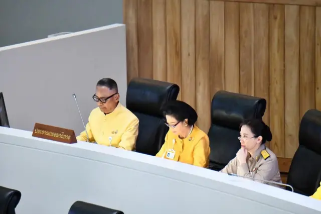 พล.ต.ต.ฉัตรวรรษ แสงเพชร