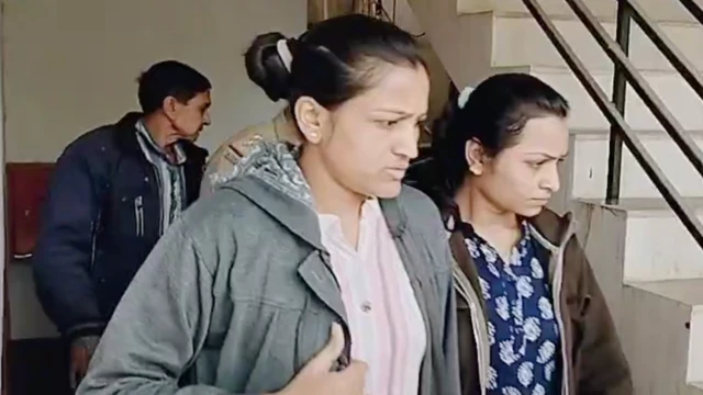 જે સરઘસ કાઢવાનો પોલીસ પર આરોપ છે, તે સમયની એક તસ્વીર. 