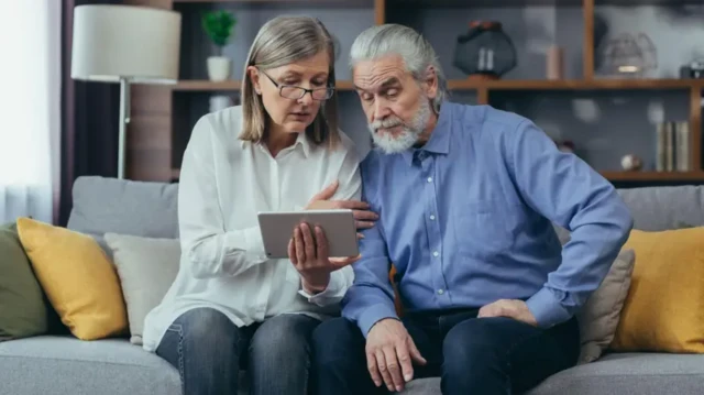 ผู้สูงอายุจะได้รับผลกระทบมากกว่าจากการรับชมวิดีโอด้วยความเร็วที่สูงขึ้น