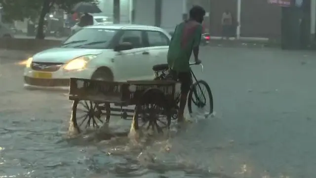 భారీ వర్షం