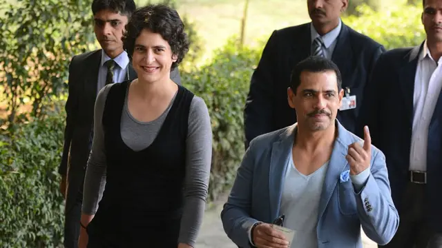 پرینکا کے شوہر رابرٹ واڈرہ پر بد عنوانی کے الزامات ہیں