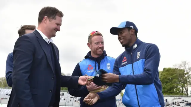 ক্রিকেট, বিশ্বকাপ, ইংল্যান্ড, জোফরা