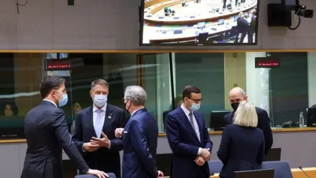 سران اتحادیه اروپا در اجلاسی در بروکسل برای بحران اوکراین، فوریه ۲۰۲۲