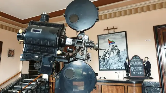 ኣብ ሲነማ ሮማ ዘሎ ናይ ቅድም 'ፕሮጀክተር'