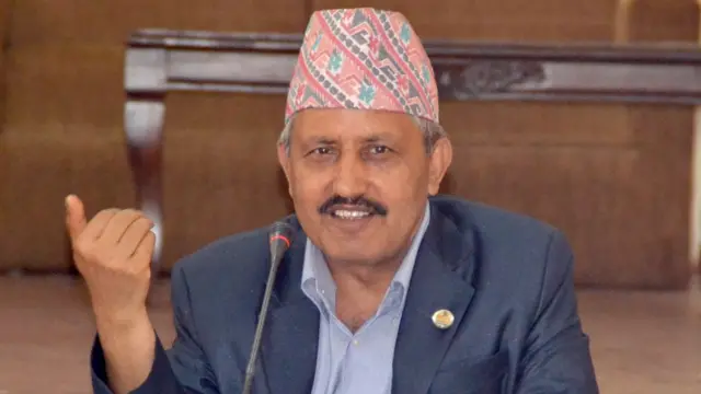 शिक्षामन्त्री