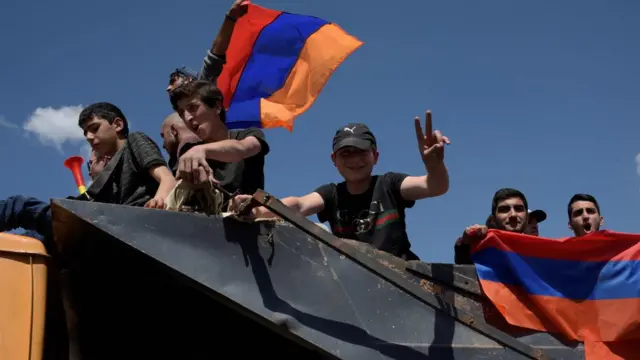 Участники протестов