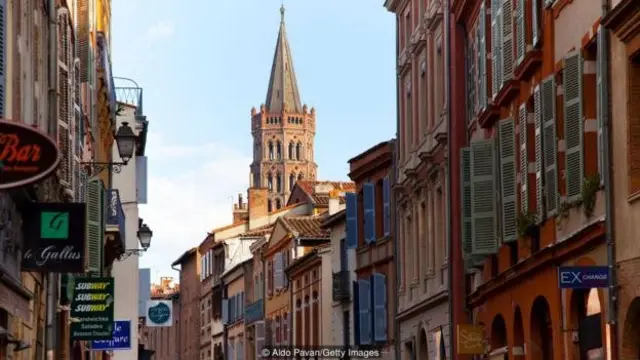 Toulouse, Prancis, dijuluki La Ville Rose, membanggakan sejarah 2.000 tahunnya.