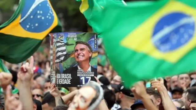 Protesto favorável a Bolsonaro antes das eleições