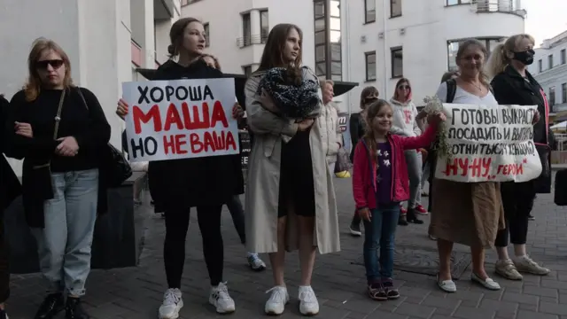 Акция солидарности с Колесниковой