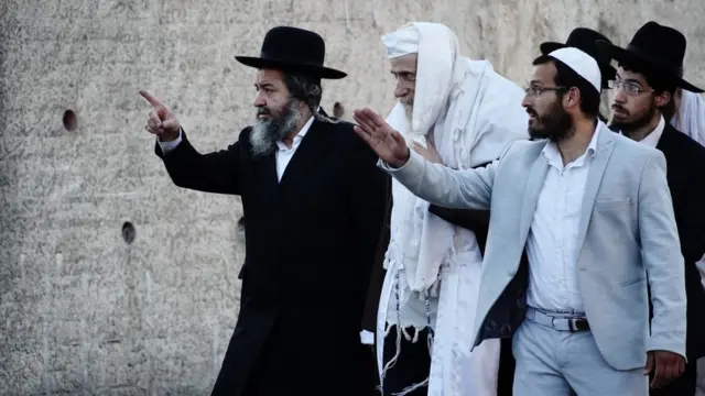 Les Israéliens et les Palestiniens s'opposent sur l'expulsion de plusieurs familles palestiniennes du quartier de Sheikh Jarrah, à Jérusalem-Est occupée