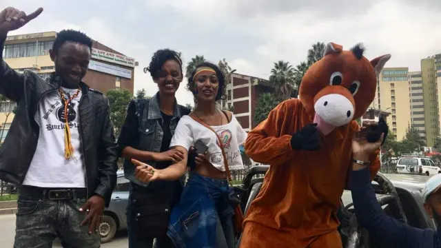 Dargaggoo simannaaf daanditti bahan