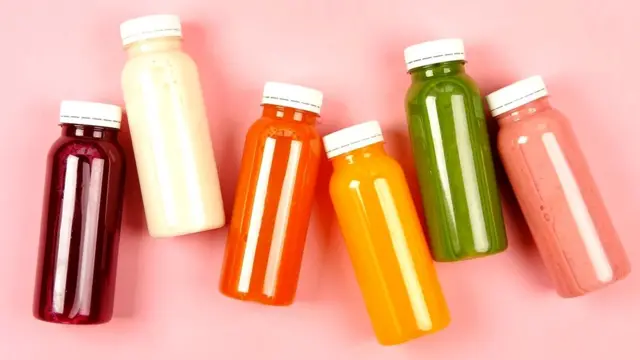 Переработка в блендере плода целиком может быть полезней для вашего здоровья, чем выжимка сока, лишенного косточек и кожуры