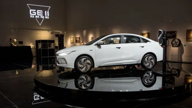 قرار است تا سال ۲۰۲۵ ده مدل الکتریکی با نام جئومتری به بازار عرضه شود