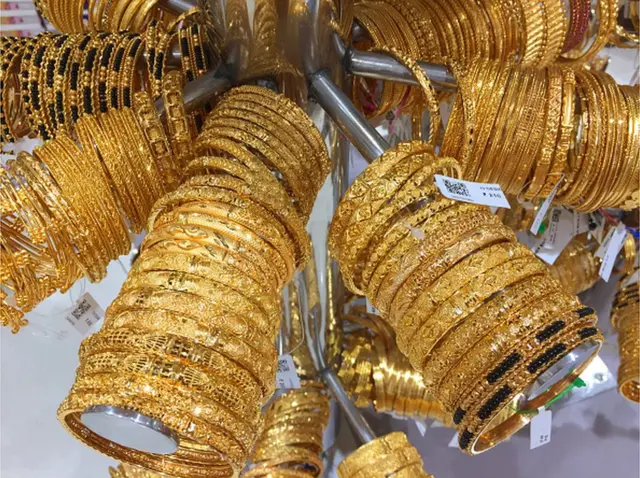 బంగారం గాజులు