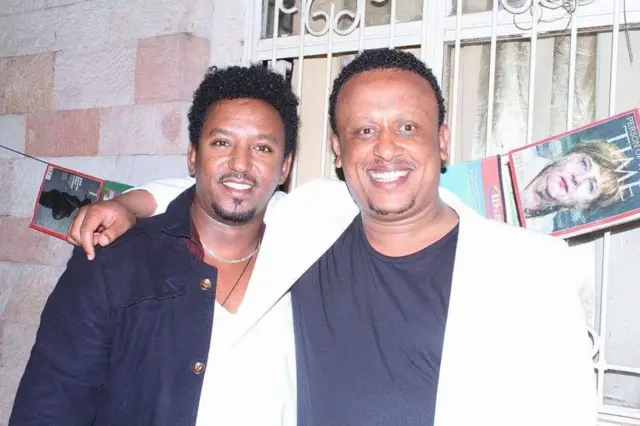 ዳዊት ሰለሞን (የማን) ምስ ናይ ኣምሓርኛ ነብስሄር ድምጻዊ ታምራት ደስታ (ጸጋም)