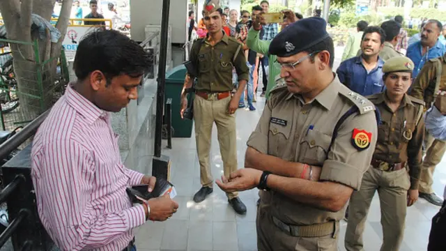பெண்களை கேலி செய்பவர்களை தடுப்பதற்காக அமைக்கப்பட்ட புதிய அணி