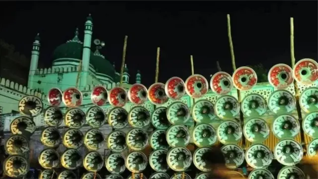 मशिदीवरील भोंगे