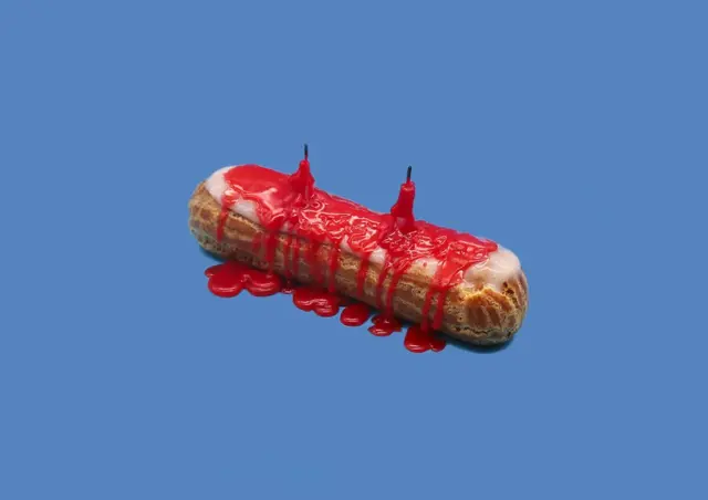 U kategoriji Stil i život najbolja je fotografija Nikolasa Gaspardela iz serije Yuck, koja predstavlja hranu na jedan uznemirujuć način.