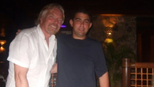 Andrew Michael y Richard Branson.