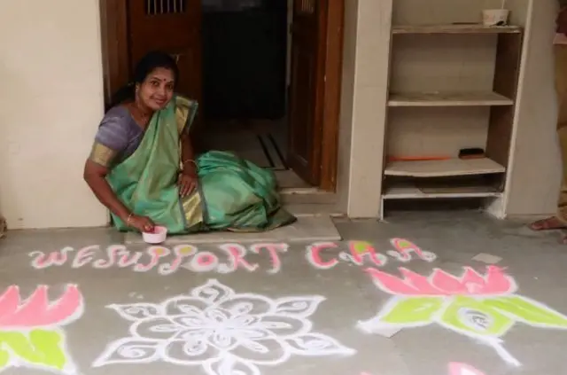 காலணி வைக்கும் இடத்தில் அம்பேத்கர் படம் - அவமதித்தாரா பாஜகவின் வானதி?