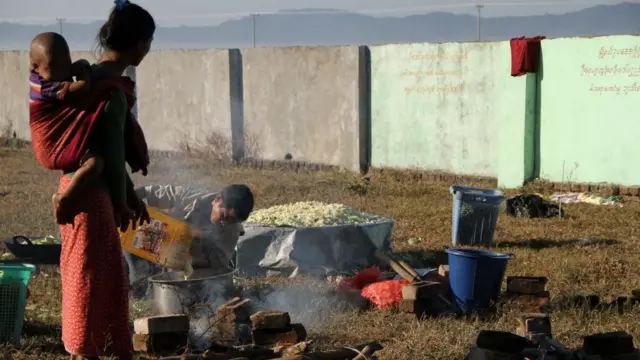 စစ်ပွဲကြောင့် အိုးအိမ်စွန့်ခွာထွက်ပြေးနေရသူတွေလည်း ငါးသောင်းကျော်ရှိ