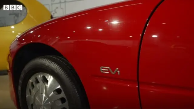 इलेक्ट्रिक कार ईवी 1