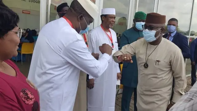 Awọn eeyan to peju sibi ipade apero naa