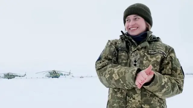 военнослужащая