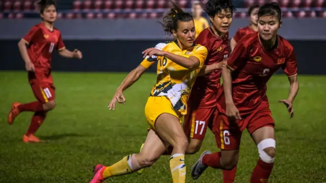 Trận thi đấu