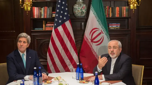 ظریف و کری وزیران خارجه ایران و آمریکا