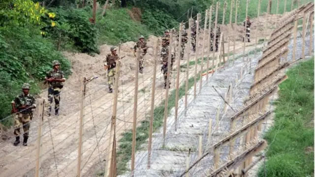 সীমান্তে সেনাসদস্যদের টহল